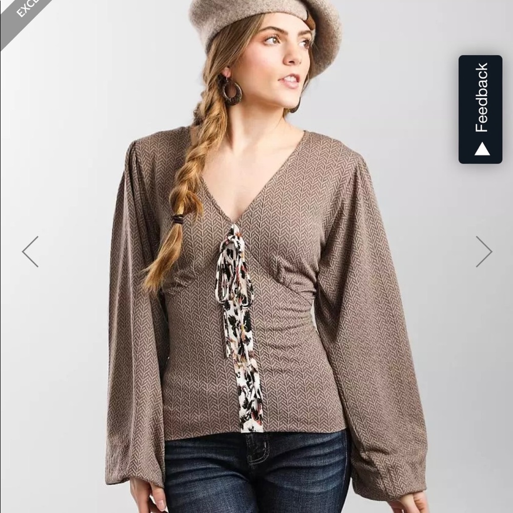 Blouse - gimmick by Buckle